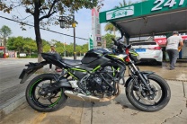 2021款川崎z650机车，动力嘎嘎猛，保险刚买
